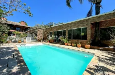 Casa com 5 quartos à venda na geral praia da silveira, 840, praia da silveira, garopaba, 198 m2 por r$ 3.250.000