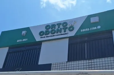 Vende-se ponto comercial/consultório.o ponto pode ser adaptado pra: consultório, escola e salão de beleza  .
