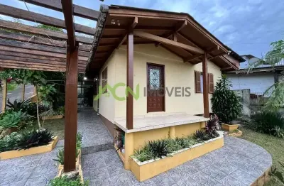 Casa com 3 dormitórios, 2 garagens, no rincão gaúcho, estância velha