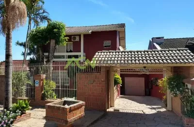 Casa com 3 quartos à venda na Vila Santa Lúcia, Campo Bom 