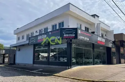 Prédio comercial no rincão dos ilhéus em estância velha