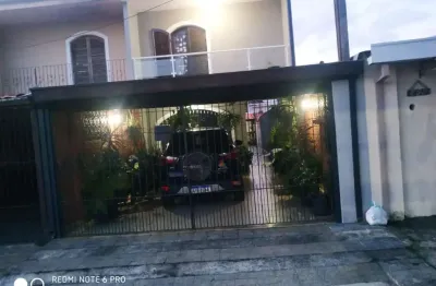 Casa com 3 quartos à venda na Vila Industrial, São José dos Campos 