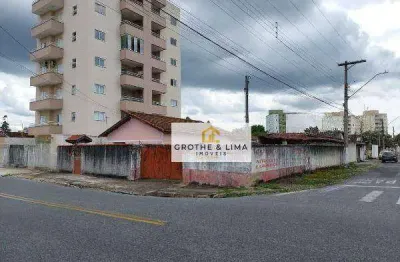 Casa de esquina, 2 terrenos e 3 dormitórios à venda  por r$ 540.000 com 595 metros de terreno