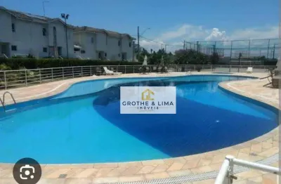 Sobrodo em condomínio com 3 quartos à venda - condominio residence club