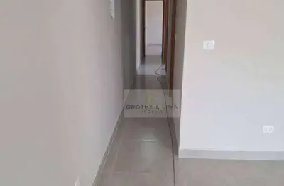 Linda casa são 3 dormitórios, incluindo uma suíte ampla, iluminação natural, além de uma área gourmet .