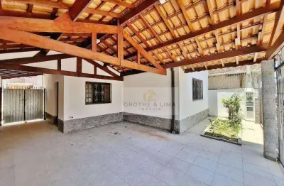 Linda e ampla casa, poderá ser usada para comércio de 3 dormitórios, em jacareí.