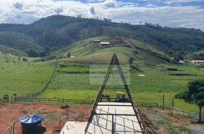 Chácara / sítio à venda no Centro, Silveiras 