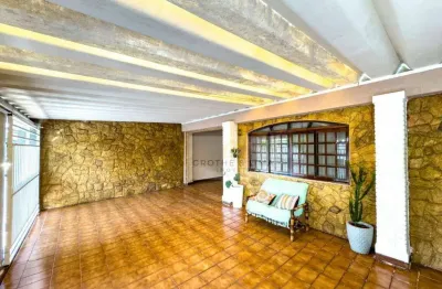 Casa com 4 quartos à venda na Avenida Independência, Independência, Taubaté