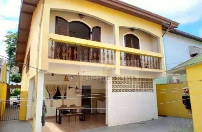 Casa com 3 quartos e 2 banheiros à venda, 250 m² por r$ 852,000,00
