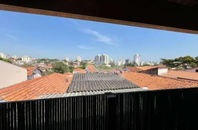 Casa Assobradada à Venda no Bosque dos Eucaliptos  São José dos Campos