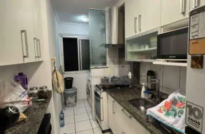 Oportunidade! Apartamento com sacada e planejados no Jardim São Judas – R$ 259.000