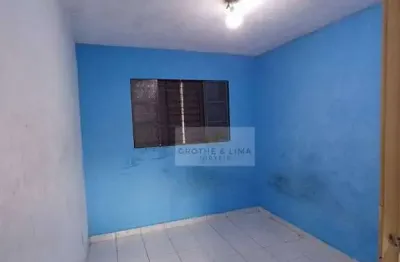 Sobrado com 2 dormitórios à venda, 80 m² por R$ 195.000 - Vila Iapi - Taubaté/SP