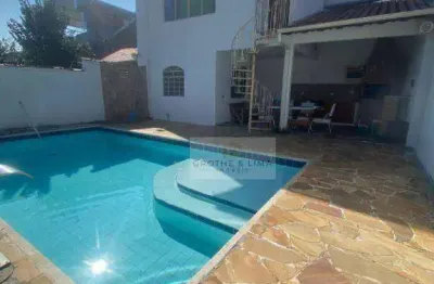 Casa com Edícula no Bosque dos Eucaliptos - 5 Dormitórios - 184m²