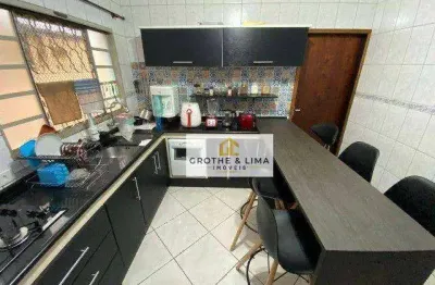 Conforto e Espaço: Sobrado, 3 quartos, suíte com Edícula e Churrasqueira