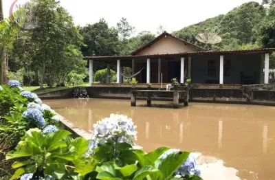 Chácara com 4 dormitórios à venda, 4000 m² por r$ 550.000,00 - nogueiras - sapucaí-mirim/mg