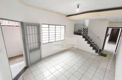 Sobrado no jardim augusta | ao lado do center vale shopping e com fácil acesso à via dutra
