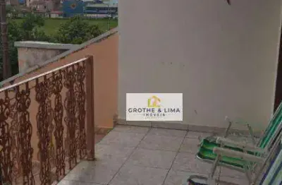 Sobrado com 4 dormitórios à venda, 269 m² por R$ 700.000,00 - Vila São João - Caçapava/SP