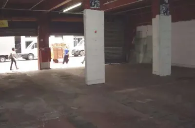 Ponto comercial para alugar na Rua Benjamin Constant, 48, Centro, São Paulo