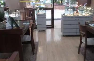 Ponto comercial para alugar na Rua José Bonifácio, 292, Centro, São Paulo