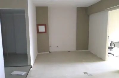 Ponto comercial à venda na Praca Doutor Joao Mendes - Fundos, 42, Centro, São Paulo