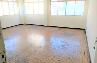 Ponto comercial à venda na Rua dos Estudantes, 74, Sé, São Paulo