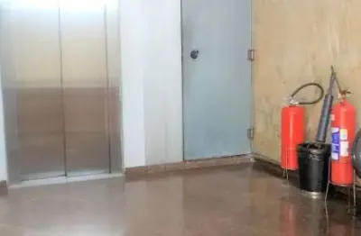 Ponto comercial para alugar na Libero Badaro - Frente, 137, Centro, São Paulo