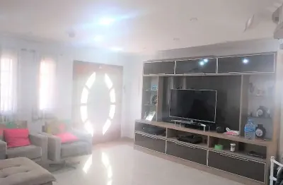 Casa à venda na Rua Elvira De Bortole - Frente, 401, Vila Dom Pedro II, São Paulo