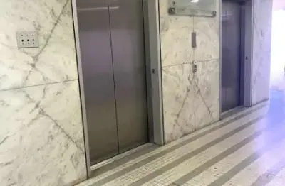 Ponto comercial à venda na Rua Vinte e Quatro de Maio, 77, República, São Paulo