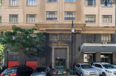 Sala comercial para alugar na Praça da Sé, 371, Sé, São Paulo