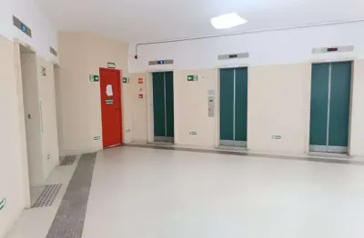 Sala comercial para alugar na Largo do Paissandu, 72, Centro, São Paulo