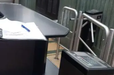Sala comercial à venda na Rua Vinte e Quatro de Maio, 105, República, São Paulo