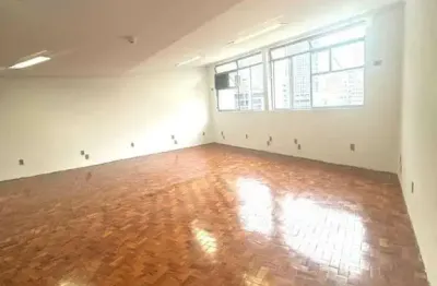 Ponto comercial para alugar na Rua Doutor Bráulio Gomes, 141, República, São Paulo