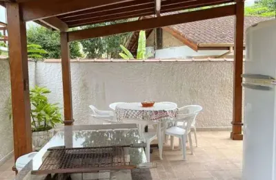 Casa para temporada em condomínio fechado - tenório - ubatuba - sp.