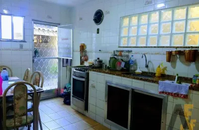 Casa com 3 quartos à venda na Rua Comendador Agostinho D'Almeida, Oswaldo Cruz, Rio de Janeiro