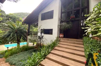 Excelente  casa aconchegante , em condomínio village da floresta