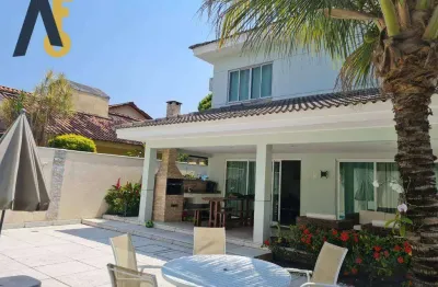 Excelente casa duplex modernizada , dentro de condomínio na freguesia!!!