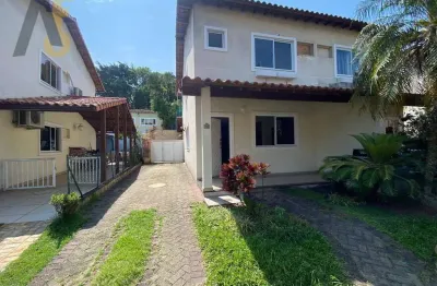 Casa em condomínio fechado com 3 quartos à venda na Rua Retiro dos Artistas, Pechincha, Rio de Janeiro