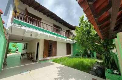 Casa com 4 dormitórios à venda, 236 m² por R$ 820.000,00 - Freguesia de Jacarepaguá - Rio de Janeiro/RJ