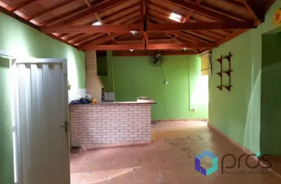 Casa com 3 quartos à venda no Centro, São Simão 