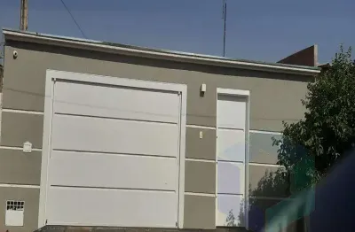 Casa com 2 quartos à venda no Santa Fé, Jardinópolis 