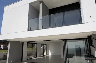 Casa em condomínio de alto padrão santana de parnaíba prox ao alphaville