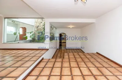 Sobrado, 327m² - 4 dormitórios, 4 suítes, 5 vagas, jardim com churrasqueira - brooklin velho