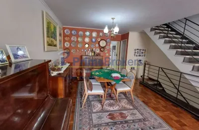 Sobrado á venda para investidor com 3  quartos 2 vagas  - churrasqueira próximo do metrô são judas s