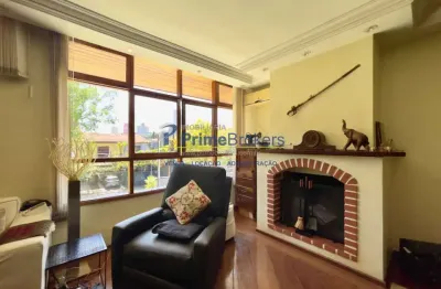 Sobrado com quintal 3 dorms 1 suíte 4 vagas chácara monte alegre sp.