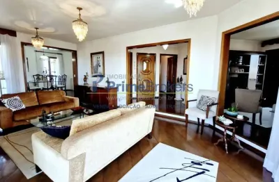 Apartamento, 216m² - 3 Dormitórios, 3 Suítes, 3 Vagas, Suíte com Banheira - Campo Belo