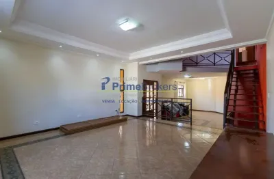 Sobrado, 330m² - 3 dormitórios, 1 suíte, 4 vagas, piscina e salão de jogos - mirandópolis