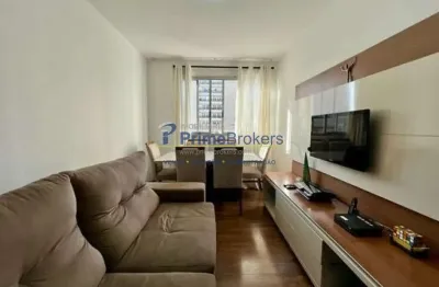 Apartamento, 70m² - 3 dormitórios, 1 suíte, 1 vaga, reformado e pronto para morar - saúde