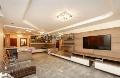 Aproveite o conforto de 4 dormitórios e 4 suítes, além de um total de 6 banheiros, ideal para quem b