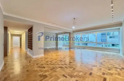 Com uma ampla área privativa de 253 m², este imóvel é ideal para quem busca conforto e espaço.