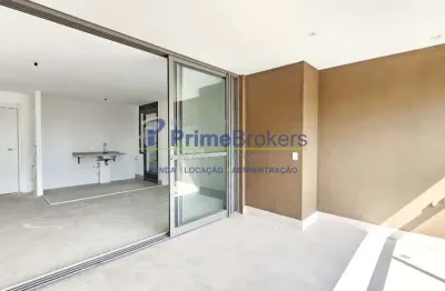 Com área privativa de 72 m², o imóvel possui 2 suítes e 3 banheiros, perfeito para quem busca confor